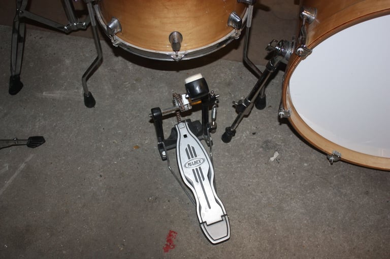 Mapex Pro M Series Caramel Fade 6 Piece Refurbished Drum Kit 20in Bass + All Hardware ~ £575 ono