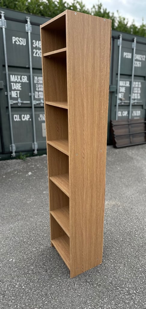 Basic bookcase