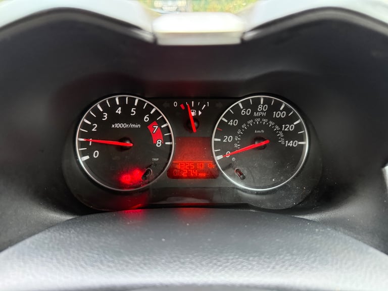 NISSAN NOTE 1.6 TEKNA AUTOMATIC SAT NAV REVERSE SENSORS 