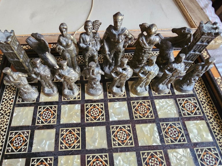 Outstanding Chess set
