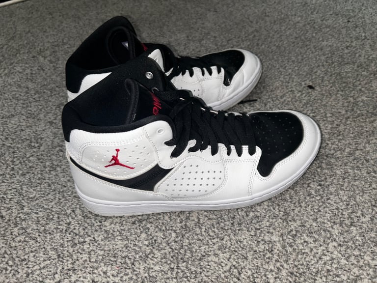 image for nike air jordan access men's basketball trainers