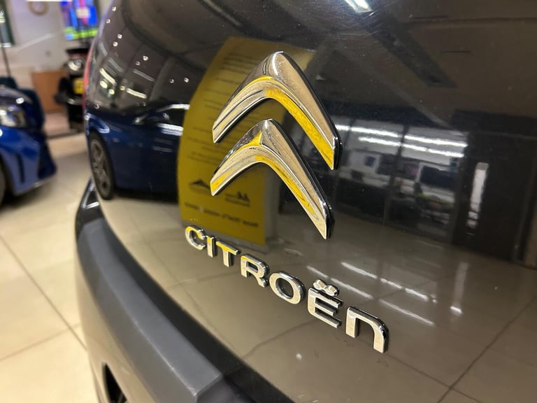 2012 Citroen C3 1.4i Black 5dr HATCHBACK PETROL Manual