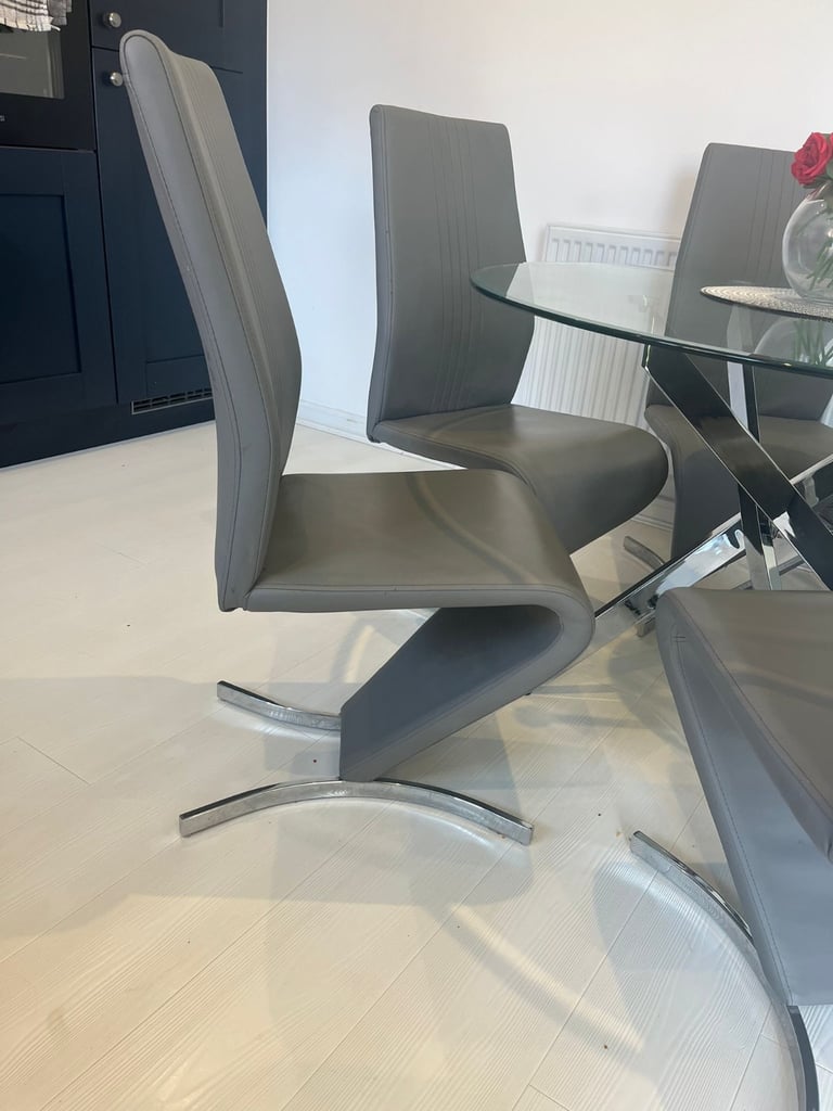 Glass Dining table with 6 chairs