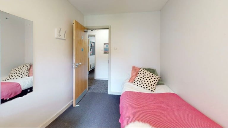 image for £1250 Offer Broadgate Park