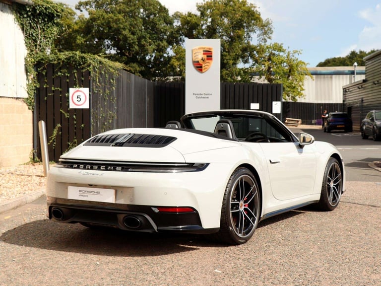 2025 Porsche 911 S 2dr PDK CONVERTIBLE PETROL Automatic