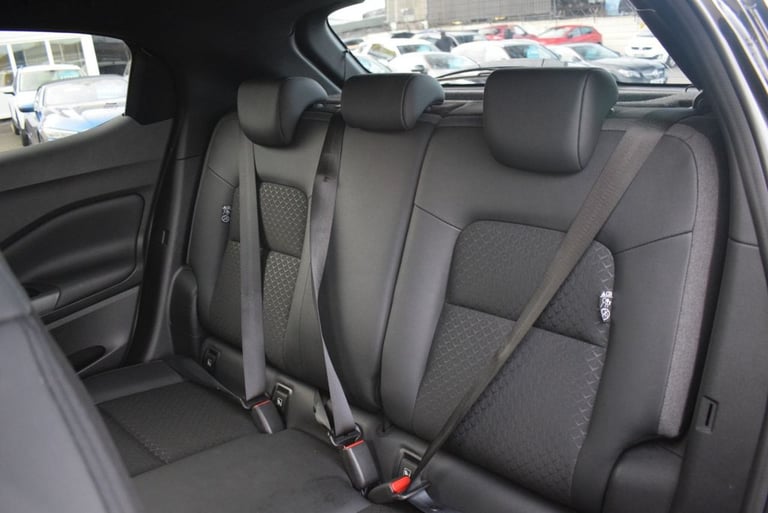 2025 Nissan Juke 1.0 DIG-T N-Connecta SUV 5dr Petrol DCT Auto Euro 6 (s/s) (114 ps) HATCHBACK Pet...