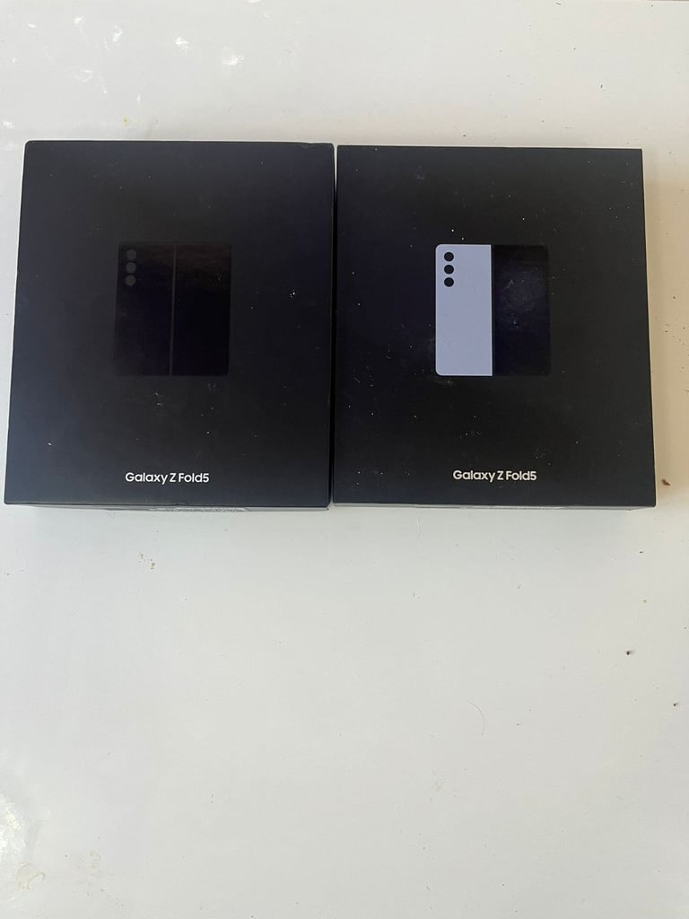 Samsung Galaxy Z Fold 5 5g 256gb £460 unlocked with warranty
