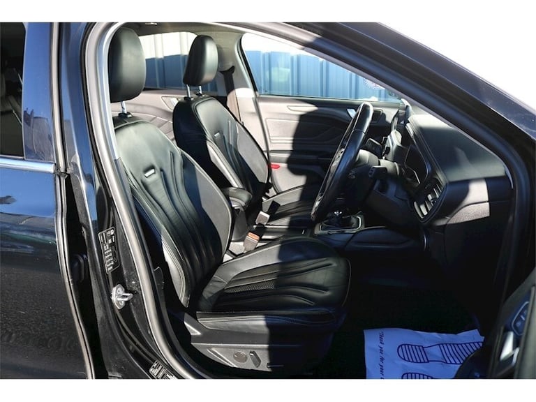 2019 Ford Focus EcoBlue Vignale Hatchback Diesel Manual