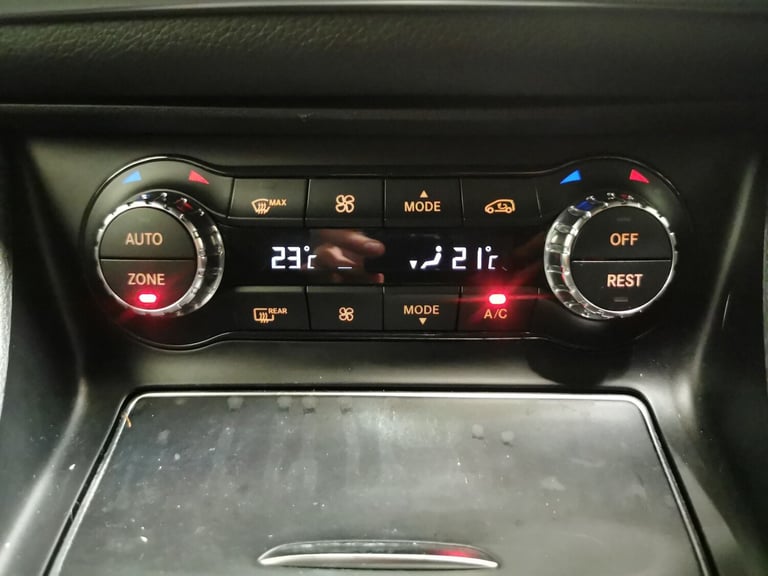 2019 Mercedes-Benz GLA GLA 180 AMG Line Edition 5dr Auto ESTATE PETROL Automatic