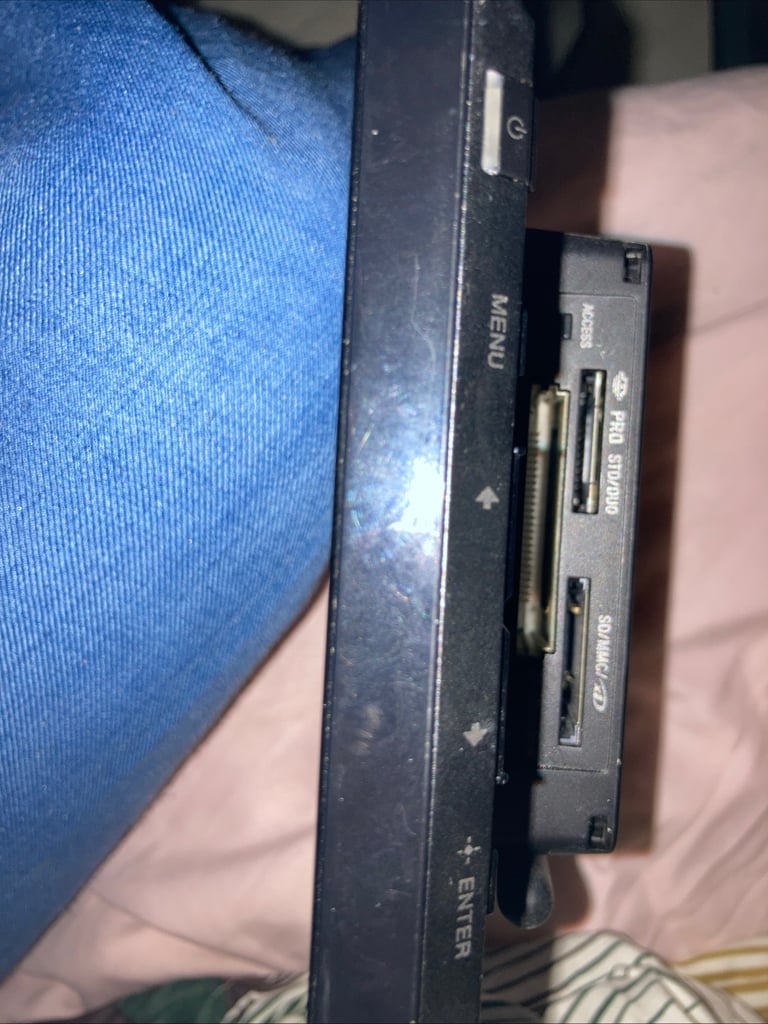 Used Sony digital photo frame 