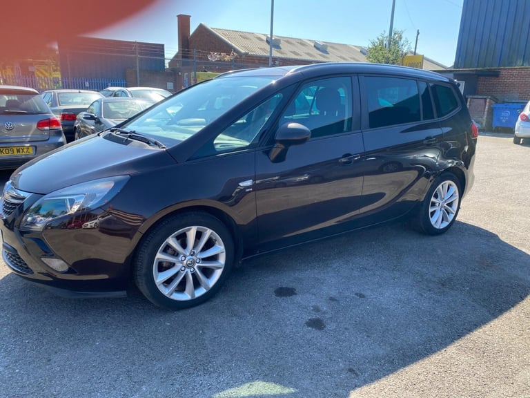 2015 Vauxhall Zafira Tourer 1.4i Turbo SRi MPV 5dr Petrol Manual Euro 6 (140 ps) MPV Petrol Manual