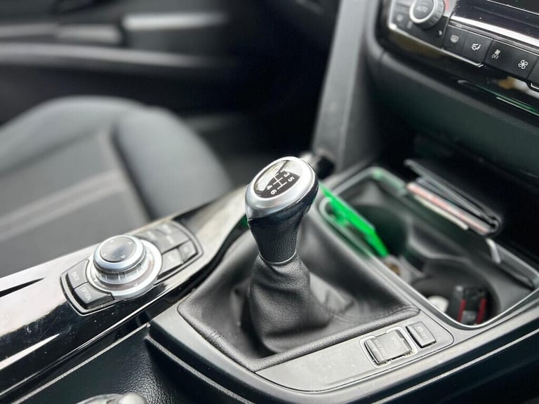 2016 BMW 3 Series 320i 2.0 Manual Sport 4dr Saloon 105,000 Miles. ULEZ Free. PX OK SALOON Petrol ...