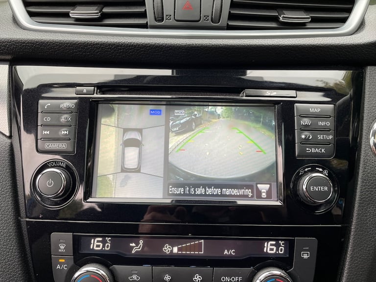 2017 Nissan Qashqai 1.2DiG-T N-Connecta 5 Door Petrol Suv In Blue - Euro 6 HATCHBACK Petrol Manual