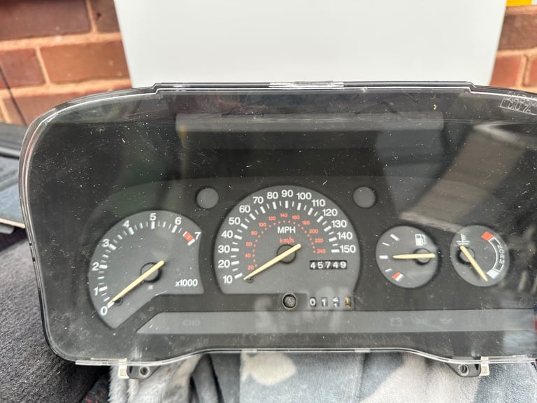 Breaking Ford Orion 1993 on a k reg