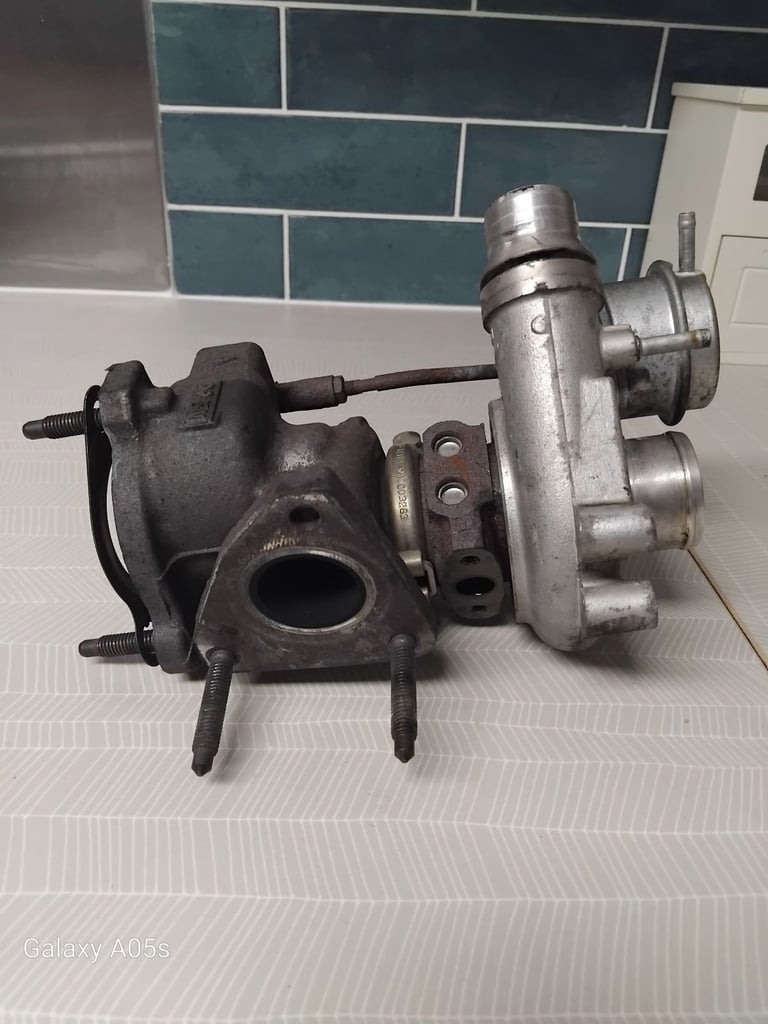 Renault wind 2010 1.2 tce turbo charger 