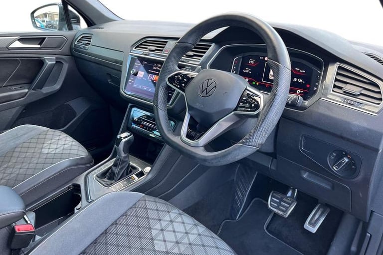 2022 Volkswagen Tiguan 2.0 TDI R-Line 5dr DSG ESTATE DIESEL Semi Automatic