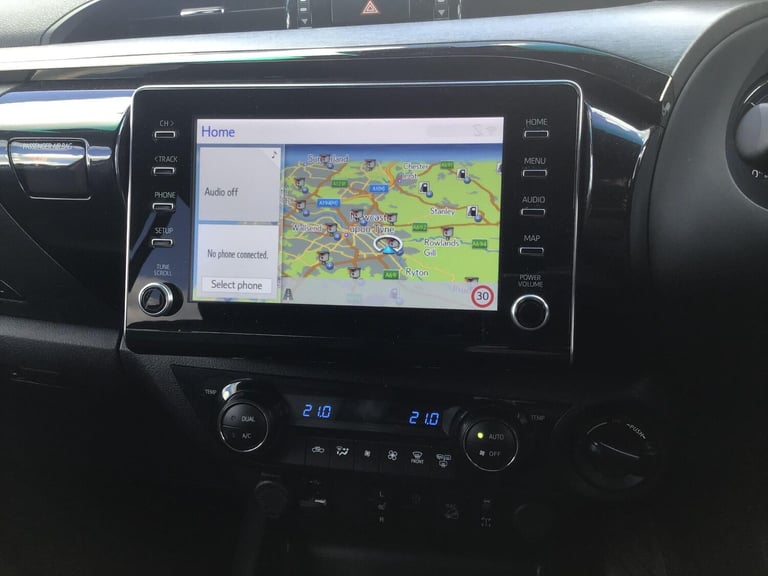 2024 Toyota Hilux 2.8 D-4D Invincible X Pickup Double Cab 4dr Diesel Auto 4WD Euro 6 (s/s) (2 PIC...