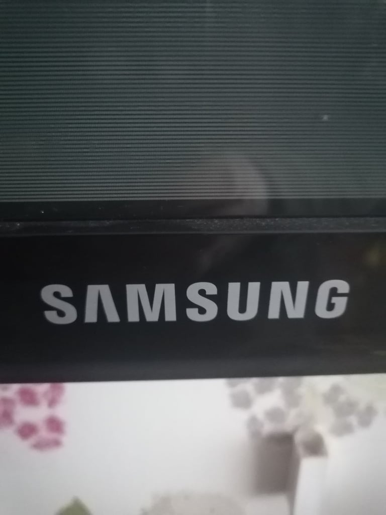 TV 51 INCH TELEVISION SAMSUNG WITH REMOTE NICE CONDITION CAN DELIVER £130