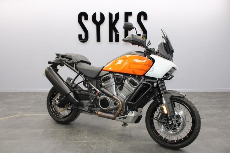 2021 Harley-Davidson RA1250S Pan America Special in Baja Orange White