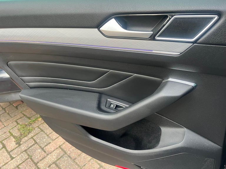 Volkswagen, PASSAT, Estate, 2021, Semi-Auto, 1395 (cc), 5 doors
