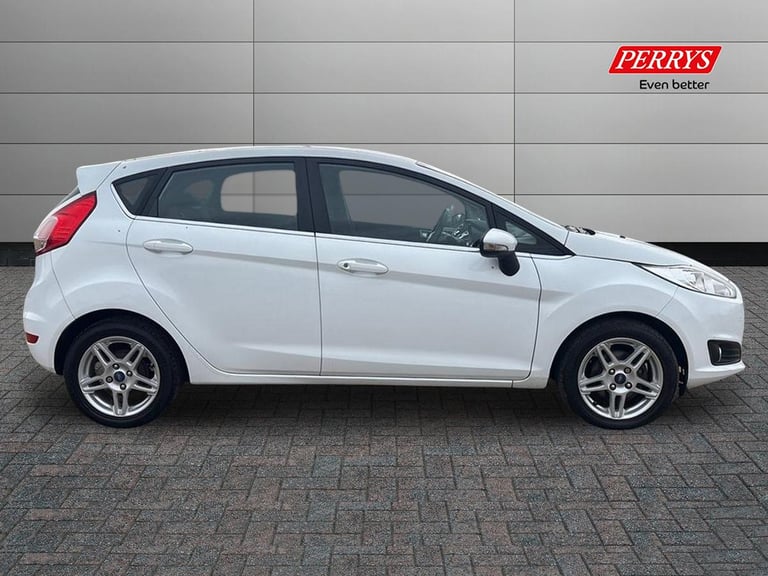2013 Ford Fiesta 1.25 82 Zetec 5dr Hatchback PETROL Manual