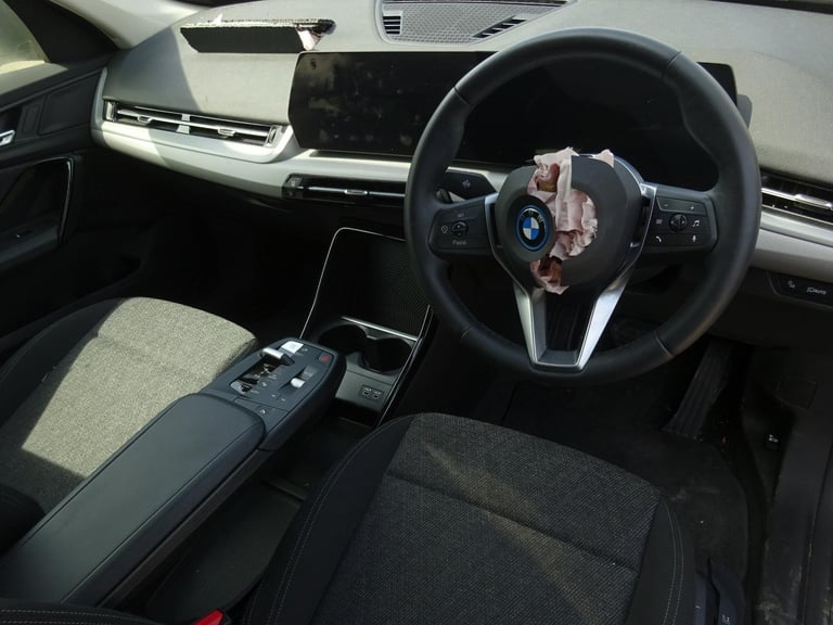 2024 24 REG BMW IX1 EDRIVE20 SPORT ELECTRIC AUTO DAMAGED REPAIRABLE SALVAGE