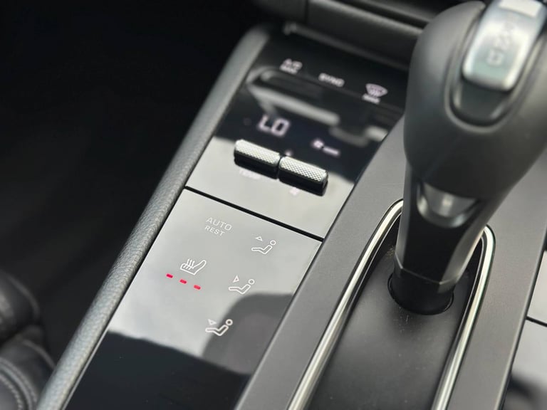 2024 Porsche Macan 5dr PDK SUV Petrol Automatic