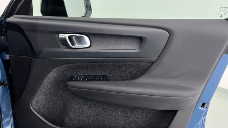 2023 Volvo C40 Recharge Core, Single Motor, Electric Estate Electric Automatic