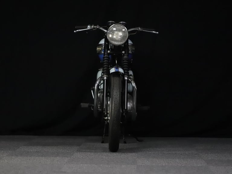 1960 TRIUMPH T120 BONNEVILLE Azure Blue Pearl Grey Fully Restored Rare Exclus...