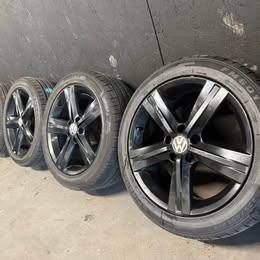 GENUINE OEM VW 17” 5x112 ALLOY WHEELS + TYRES CADDY GOLF SEAT SKODA