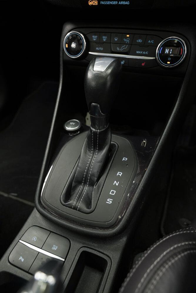 2018 Ford Fiesta 1.0T EcoBoost Vignale Auto Euro 6 (s/s) 5dr HATCHBACK Petrol Automatic