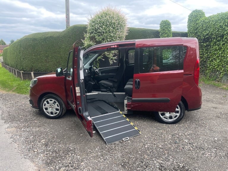  Fiat Doblo 1.3 Multijet 16V 95 S/S RIDE UPFRONT WHEELCHAIR ACCESSIBLE VEHICLE