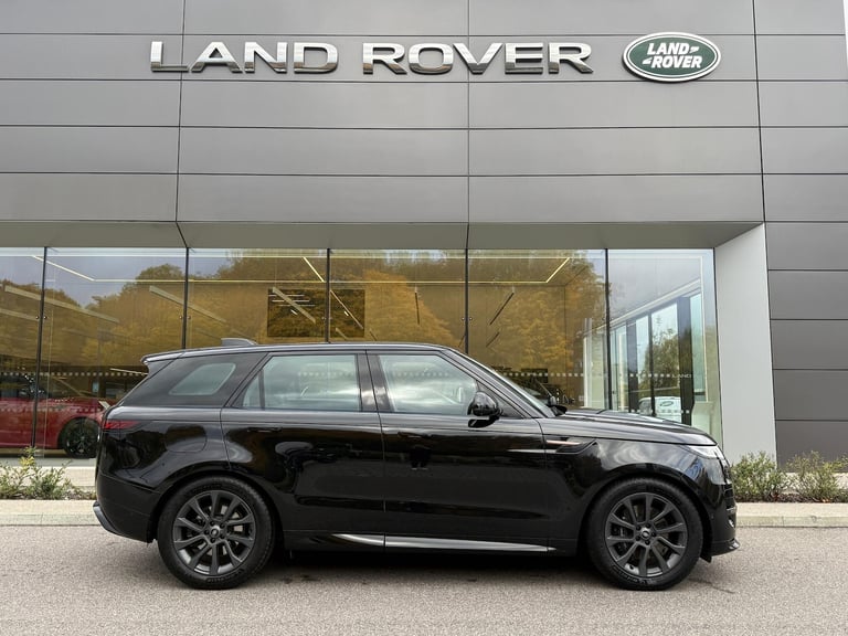 2023 Land Rover Range Rover Sport 3.0 D300 MHEV Dynamic SE SUV 5dr Diesel Auto 4WD Euro 6 (s/s) (...