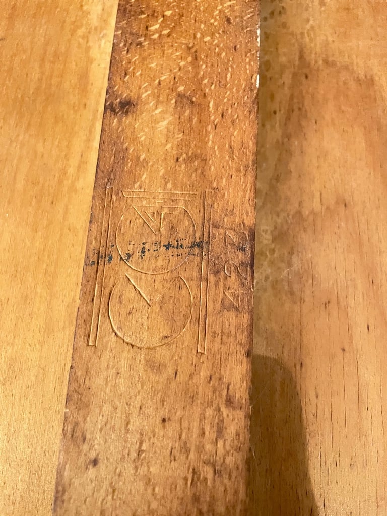 4 Chairs ‘40