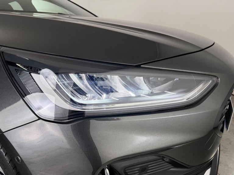 2022 Ford Focus 1.0T EcoBoost MHEV ST-Line Vignale DCT Euro 6 (s/s) 5dr Hatchback PETROL Automatic