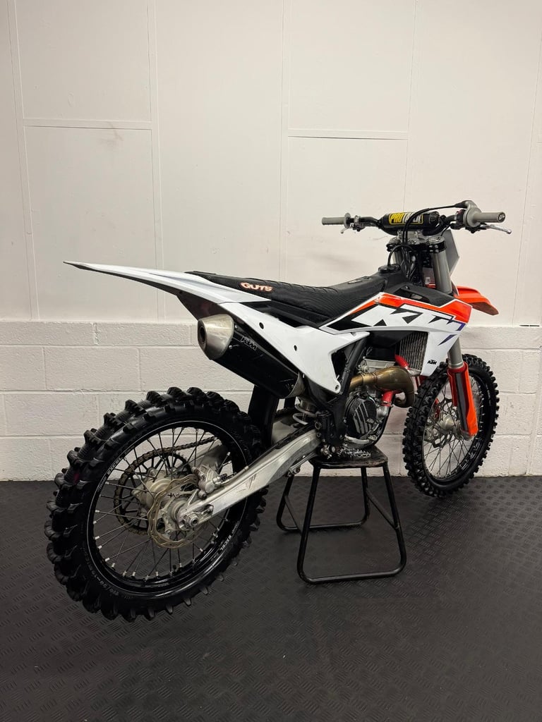 2023 KTM SXF 250 1 owner from new Motocross bike with warranty 