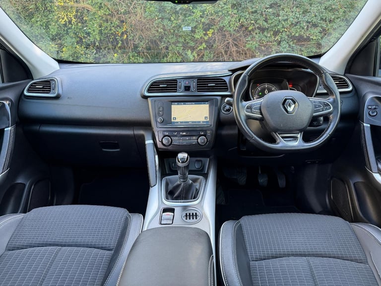 Renault Kadjar 1.6 dCi Signature Nav Euro 6 5dr DIESEL MANUAL 2016/66