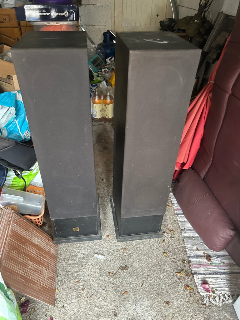image for Heybrook Haystack speakers