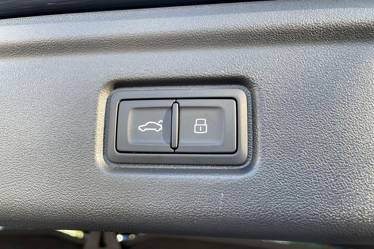 2025 Audi A6 e-tron Avant 100kWh Launch Edition Estate 5dr Electric Auto (367 ps) ESTATE Electric...