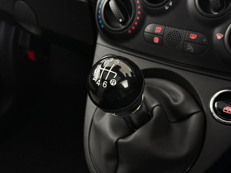 2022 Fiat 500 1.0 MHEV Dolcevita Euro 6 (s/s) 3dr Hatchback Petrol Manual