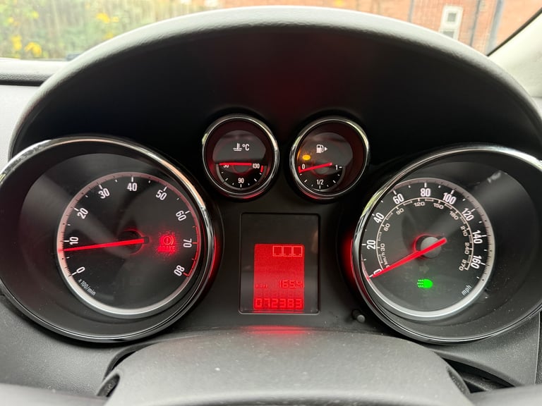 Vauxhall, ASTRA, Hatchback, 2010, Manual, 1398 (cc), 5 doors