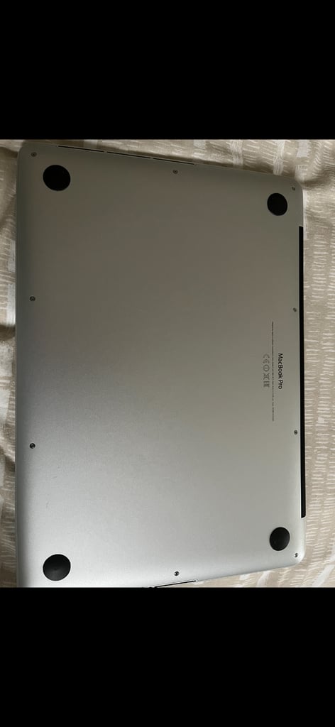 MacBook Pro 2014 13” i5 2.6ghz 8gb RAM 128GB