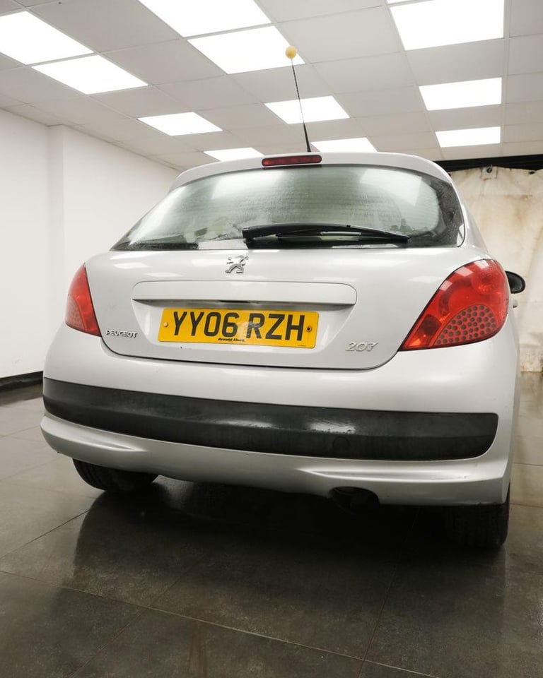 2006 Peugeot 207 1.4 16v Sport 5dr HATCHBACK Petrol Manual