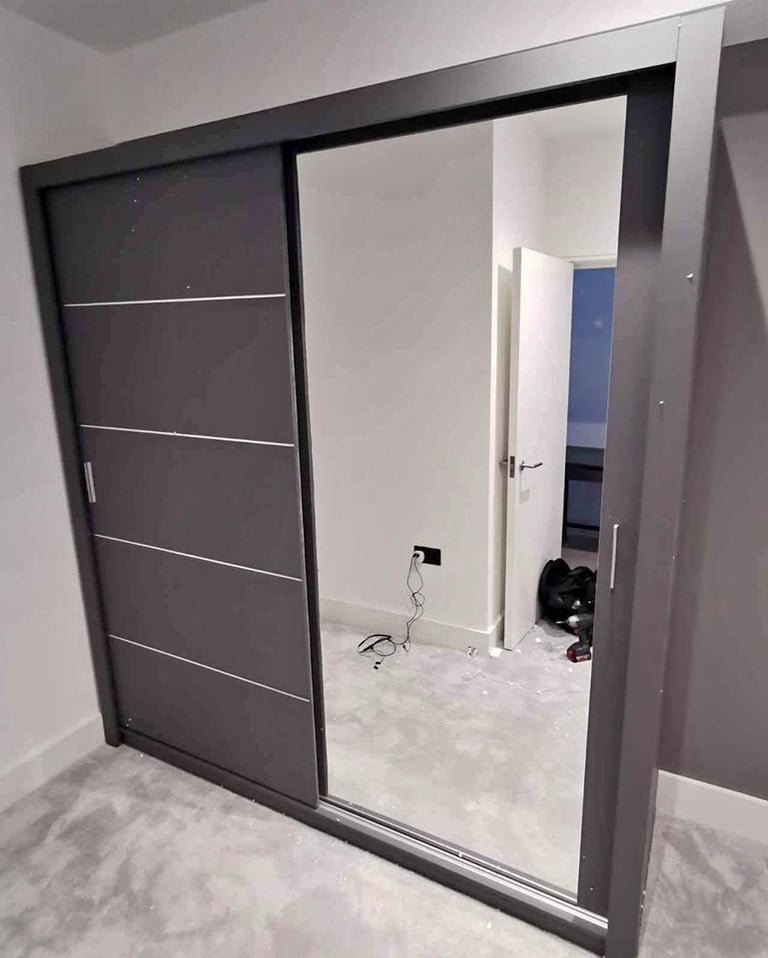 2&3 door wardrobe, sliding mirror doors wardrobes with drawers, shelfs, rails free delivery, COD