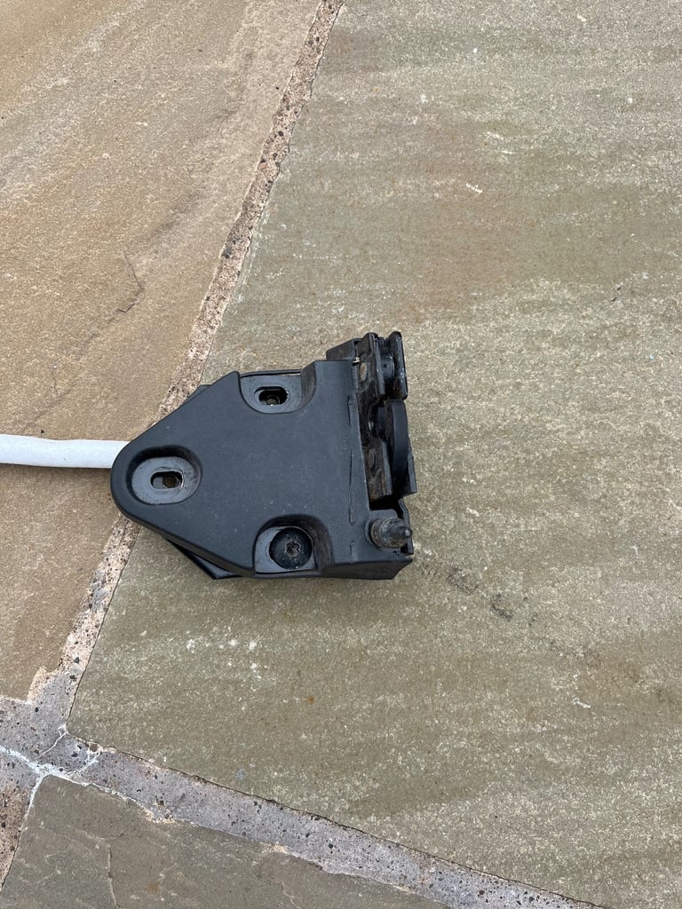 Renault Trafic back door handles and locking system 