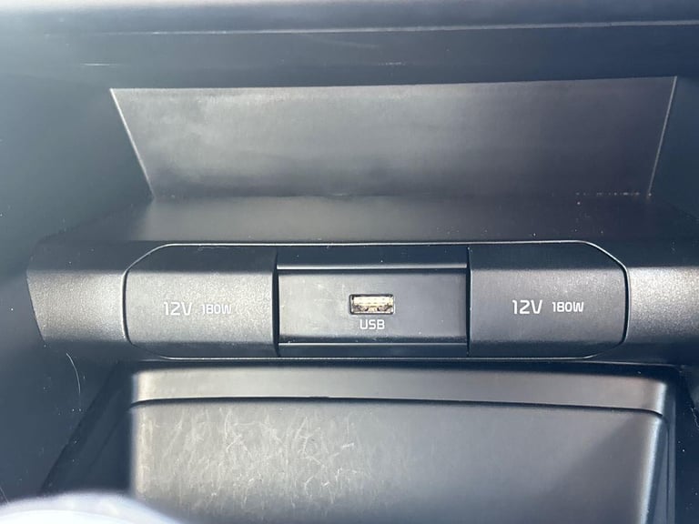 2022 Kia XCeed 1.0 T-GDi 2 SUV 5dr Petrol Manual Euro 6 (s/s) (118 bhp) HATCHBACK Petrol Manual