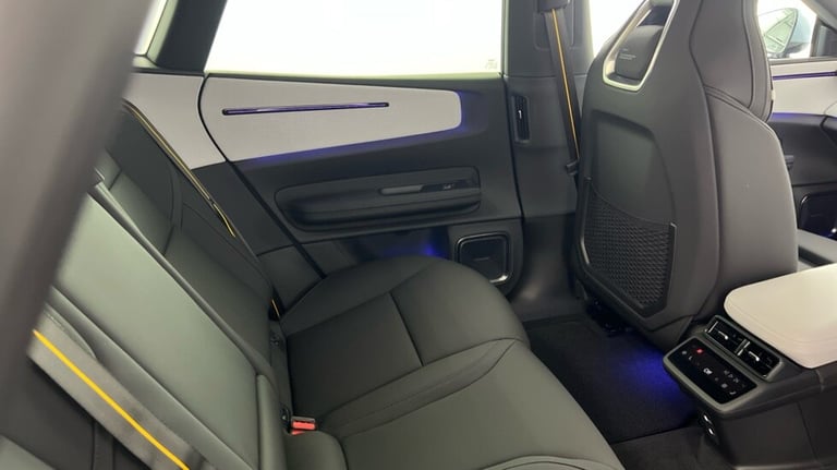 2025 Polestar Polestar 4 Polestar 4 Long range Single motor - Pilot - Plus - Pro Estate Electric ...