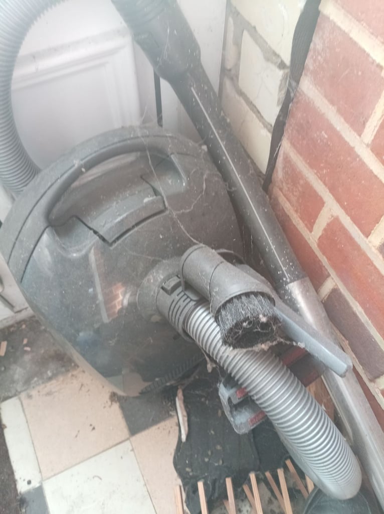 3 Electrical Items for scrap 