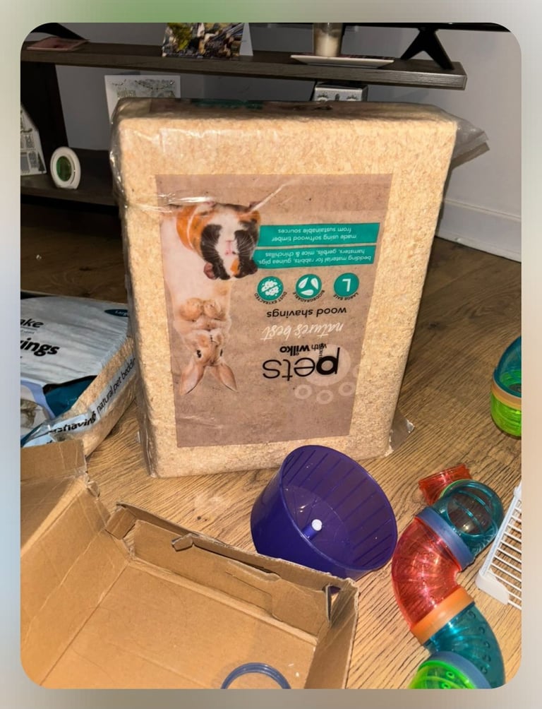 PawHut Hamster Cage, Gerbil Cage 3 Tier with Accessories and some food. Dimension:  59 x 36 x 47 cm