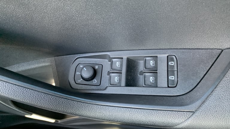 2024 Skoda Karoq 1.5 TSI ACT SE L SUV 5dr Petrol Manual Euro 6 (s/s) (150 ps) SUV Petrol Manual